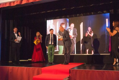 Photo of Hacer Encima